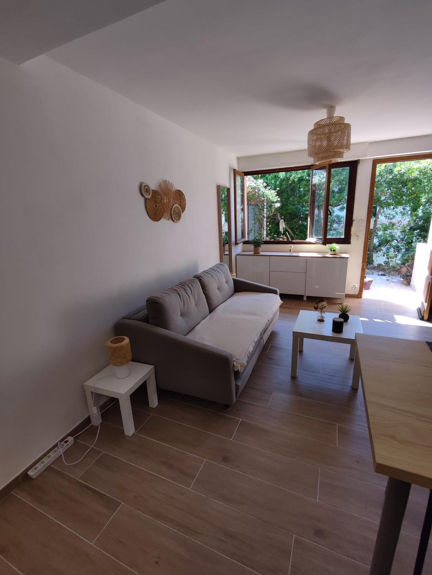 Charmant Studio Lavandou - 500M Plage Le Lavandou Eksteriør bilde